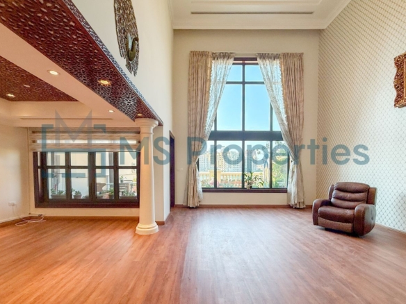 High End 4BHK + Maid Town House +Full Marina View