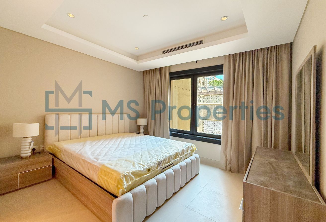 Charming 2 BHK Townhouse | Balcony | Beautiful Sea View