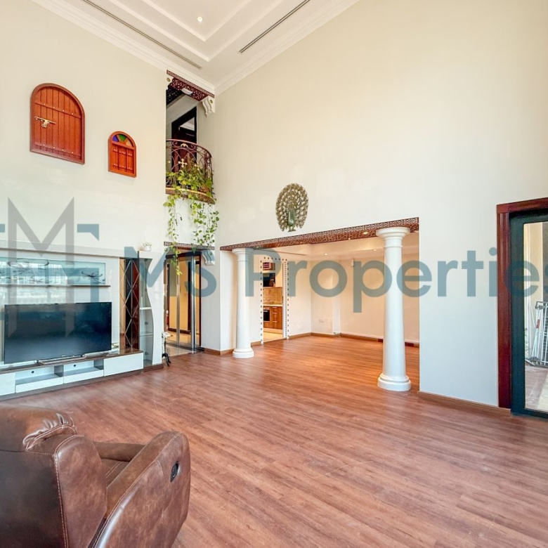High End 4BHK + Maid Town House +Full Marina View