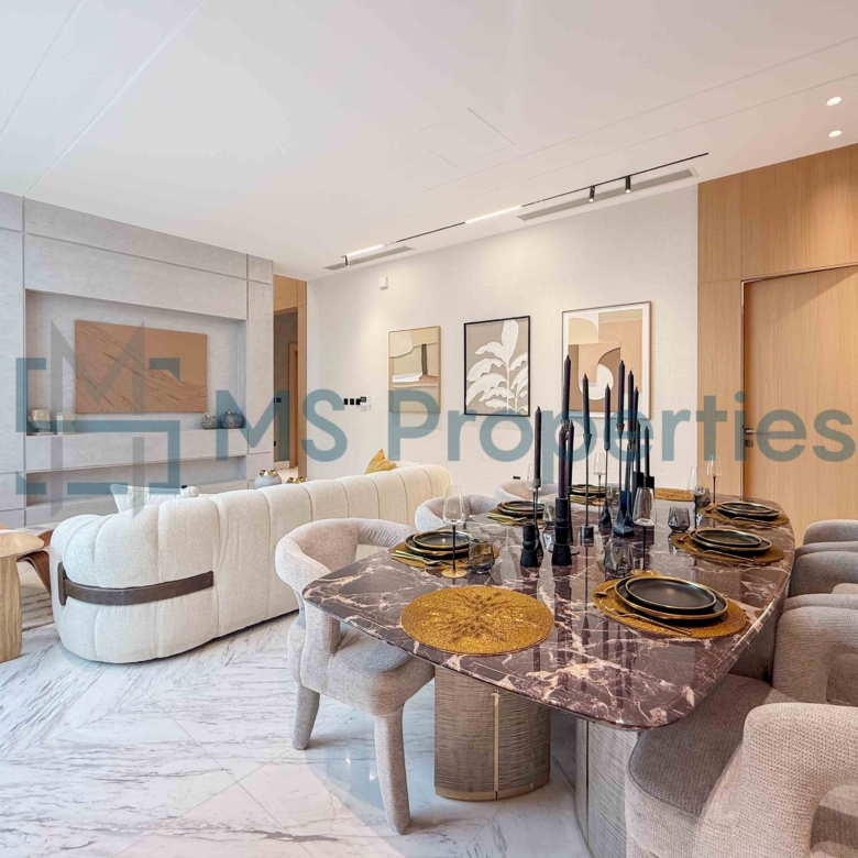 Brand New Luxurious 4Bedroom Villa with Backyard and Pool