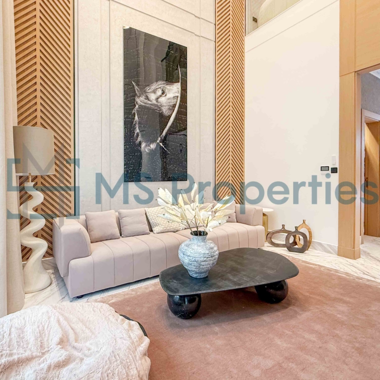 Brand New Luxurious 4Bedroom Villa with Backyard and Pool