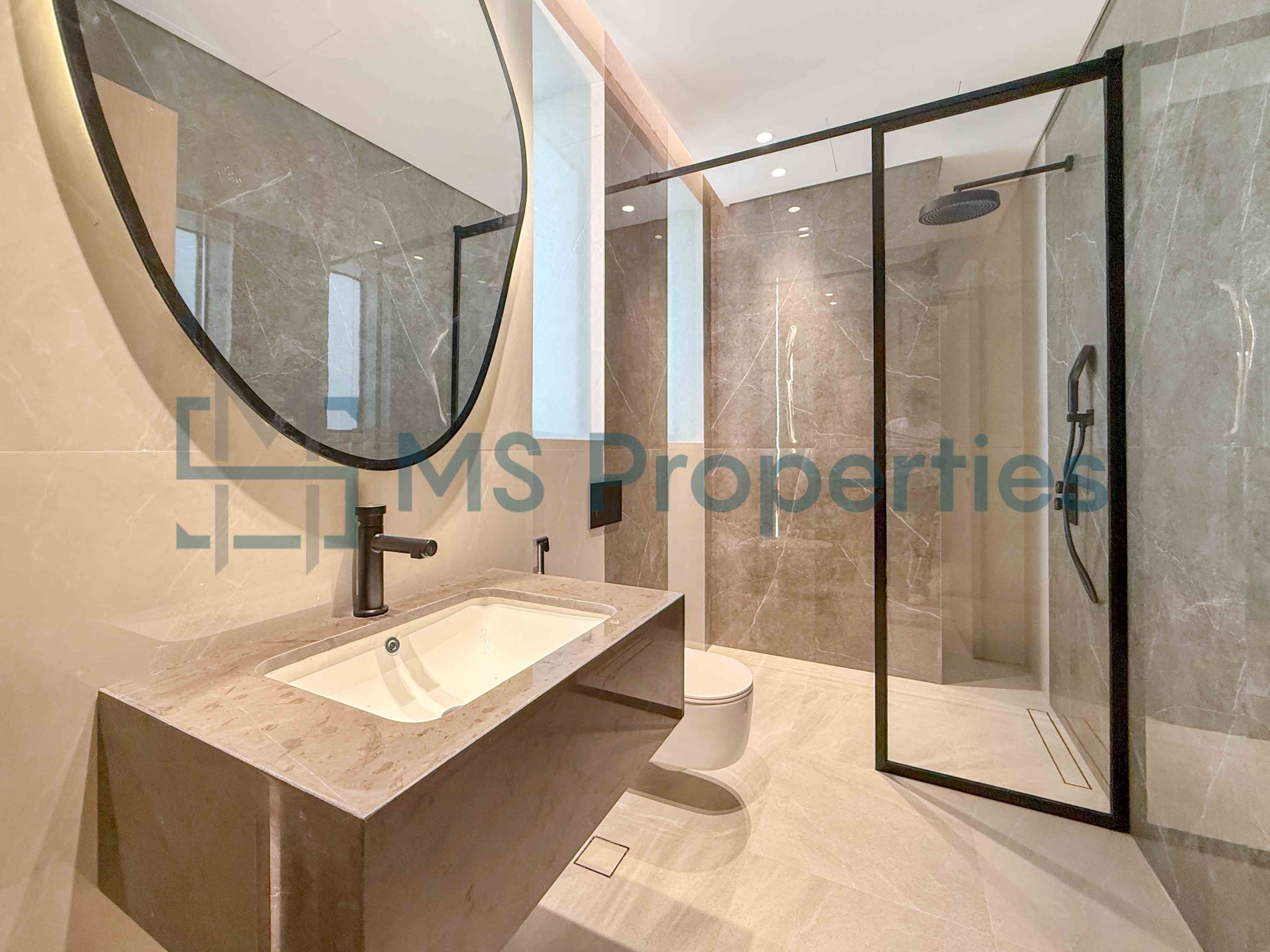 Brand New Luxurious 4Bedroom Villa with Backyard and Pool